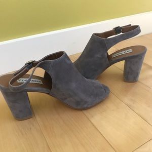 Grey suede Steve Madden open-toed  heels